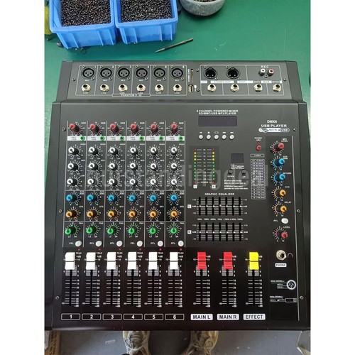 Mixer audio professionale